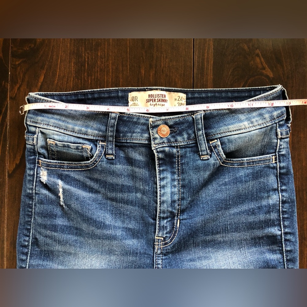Super Skinny High Rise Distressed Jeans - Picture 7 of 8
